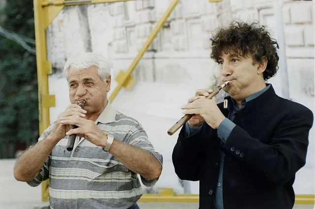 Jouer aux côtés de Djivan Gasparyan reste l’un des plus grands honneurs de ma vie. Son souffle et sa musique vivent à jamais 🎶 #duduk #doudouk #armenianartist #armenianmusic