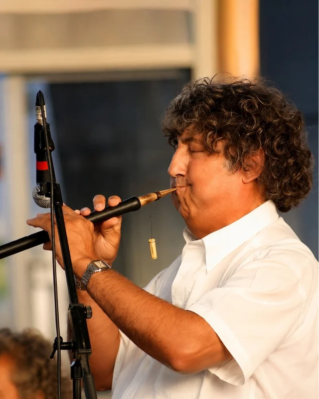 Quelques notes de duduk suffisent parfois à traverser le temps, les frontières et les émotions. #duduk #armenianduduk #doudouk #armenianmusic #armenianartists